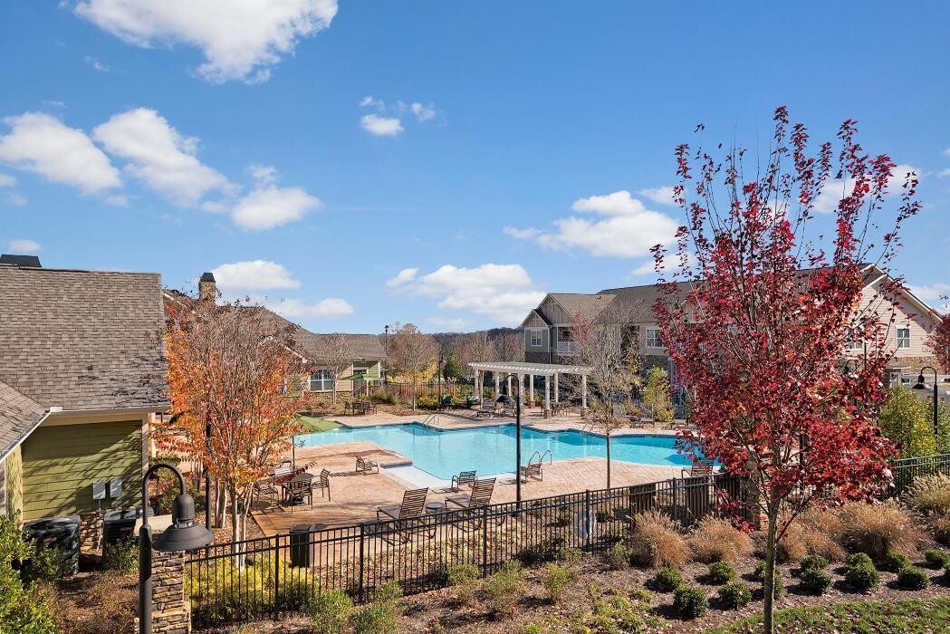 Images Wellsley Park Apartments