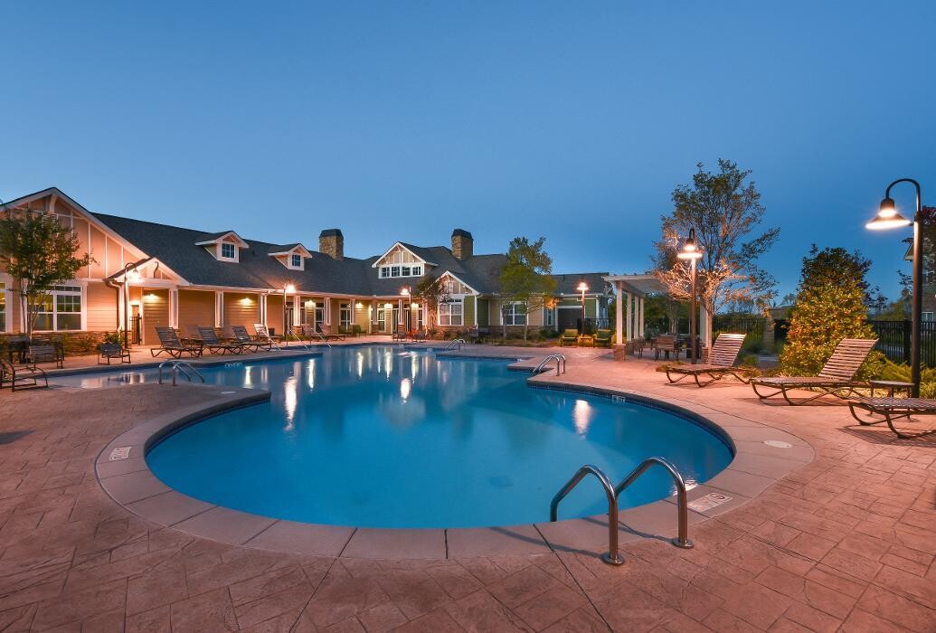 Images Wellsley Park Apartments