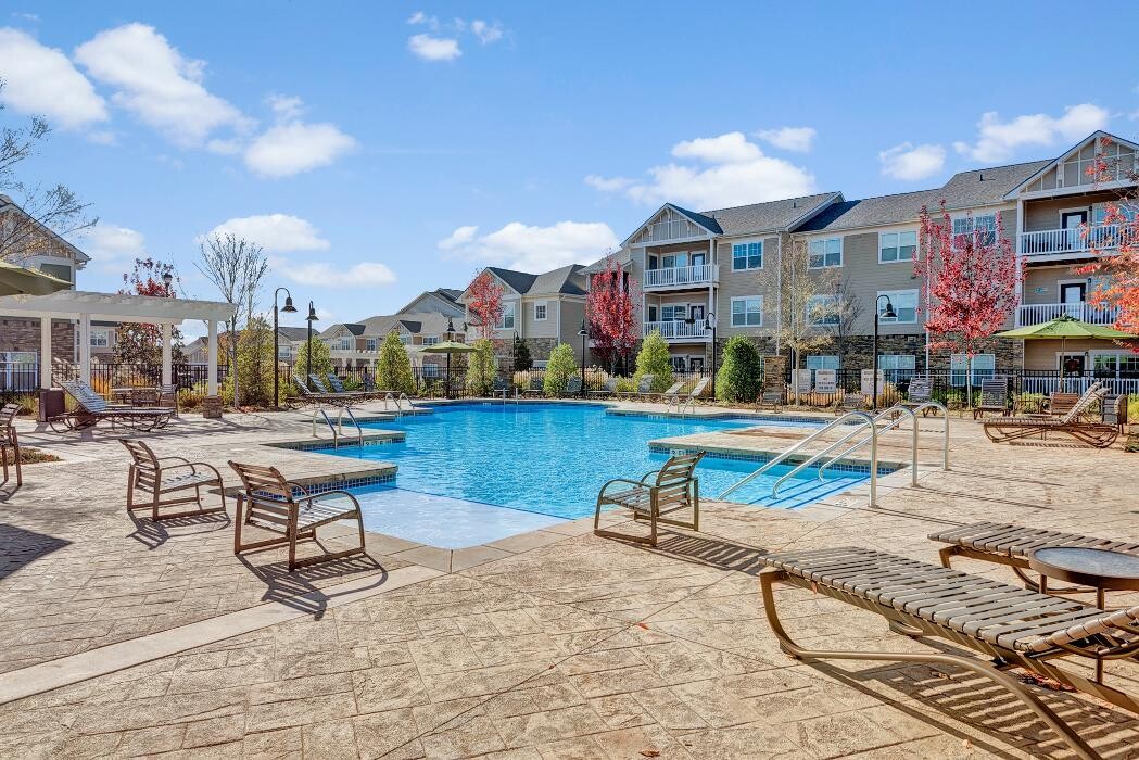 Images Wellsley Park Apartments