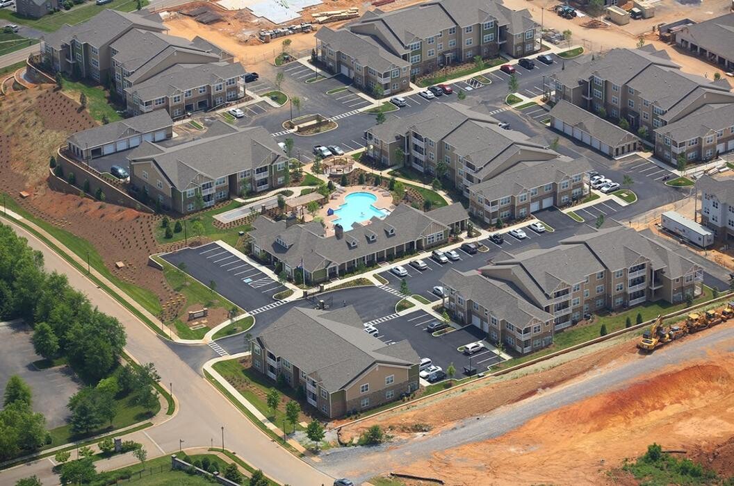 Images Wellsley Park Apartments