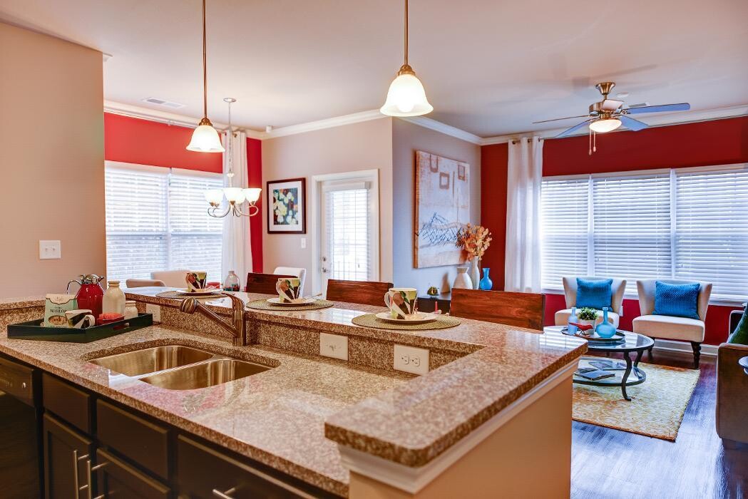 Images Wellsley Park Apartments