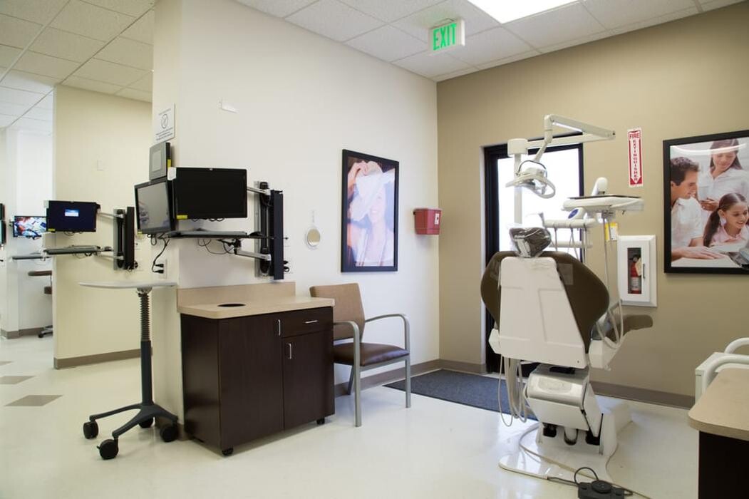 Images Brident Dental & Orthodontics