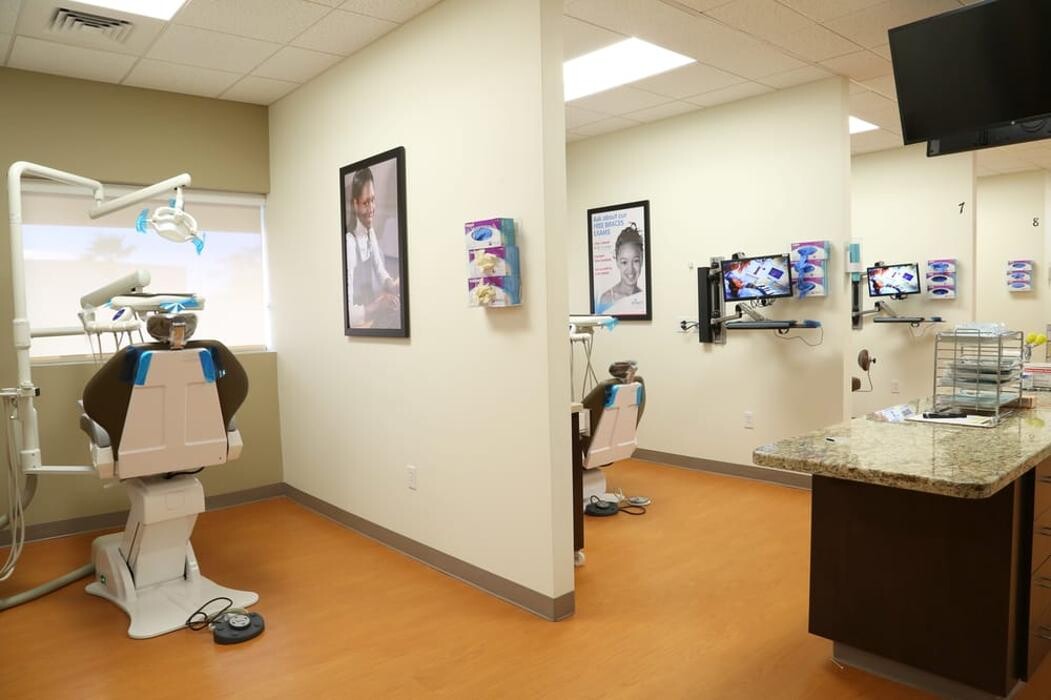Images Brident Dental & Orthodontics