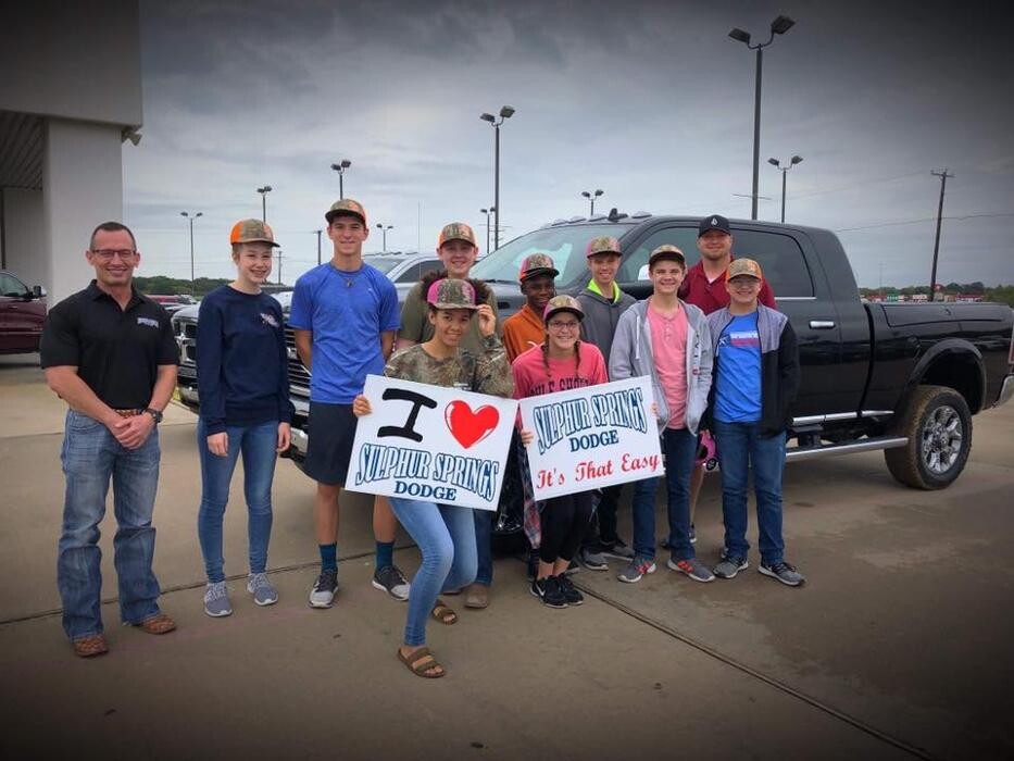 Images Nottingham Chrysler Dodge Jeep Ram of Sulphur Springs