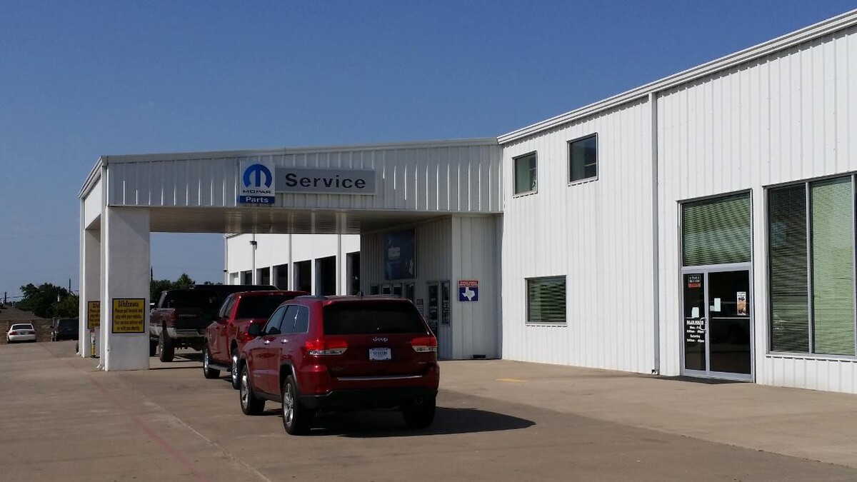 Images Nottingham Chrysler Dodge Jeep Ram of Sulphur Springs