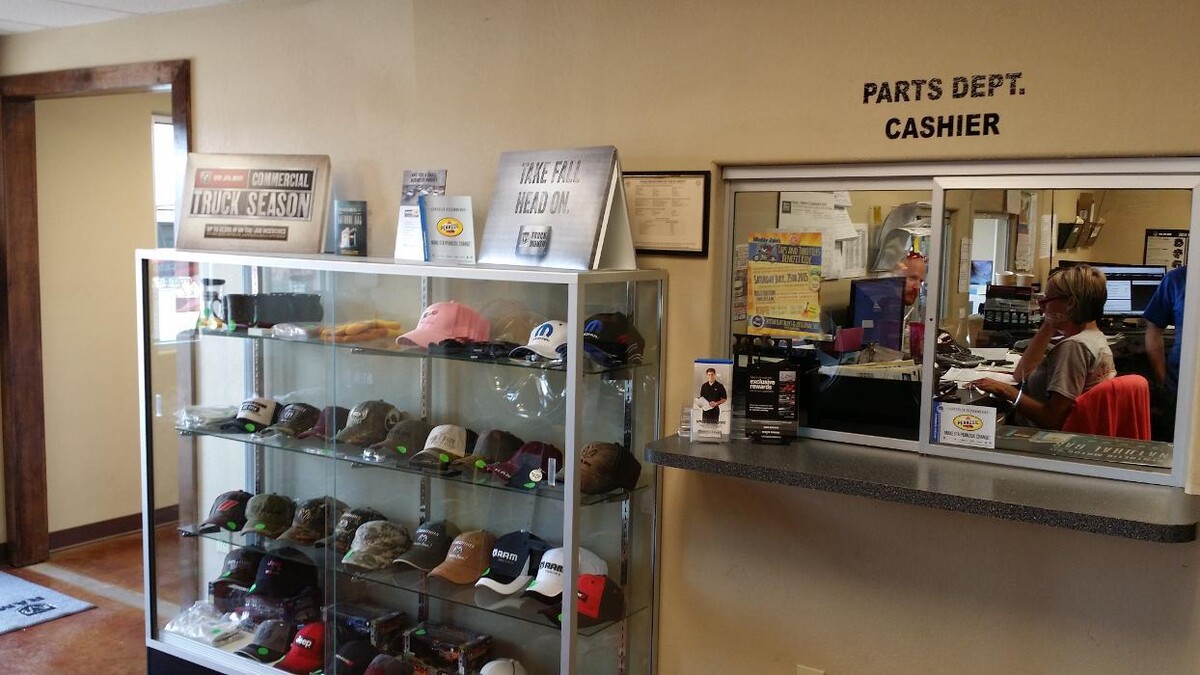 Images Nottingham Chrysler Dodge Jeep Ram of Sulphur Springs