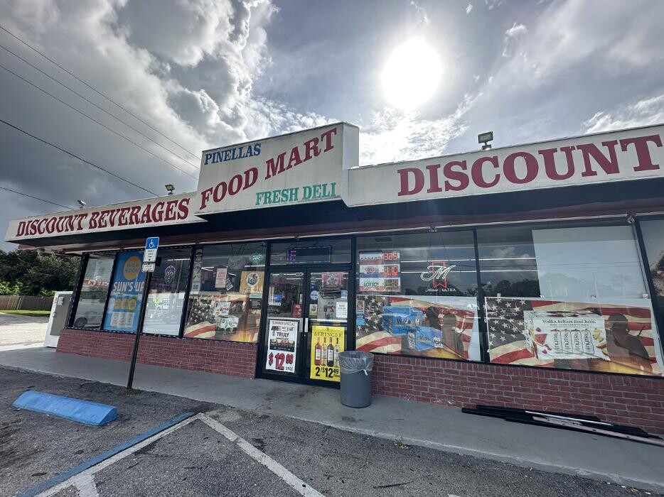 Images CoinFlip Bitcoin ATM - Pinellas Food Store (Pinellas Park)