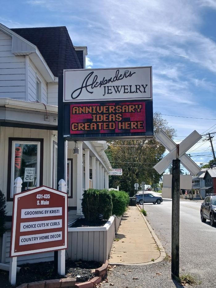 Images Alexander's Jewelry