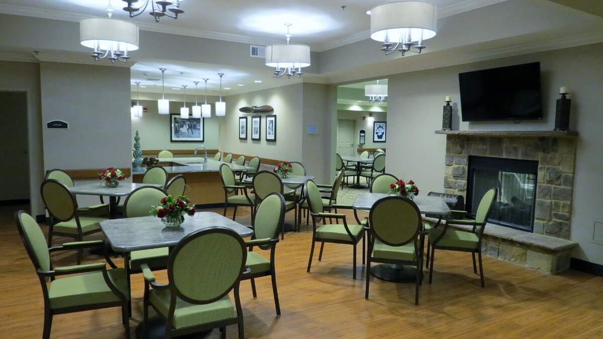 Images Sycamore Springs Senior Living Community