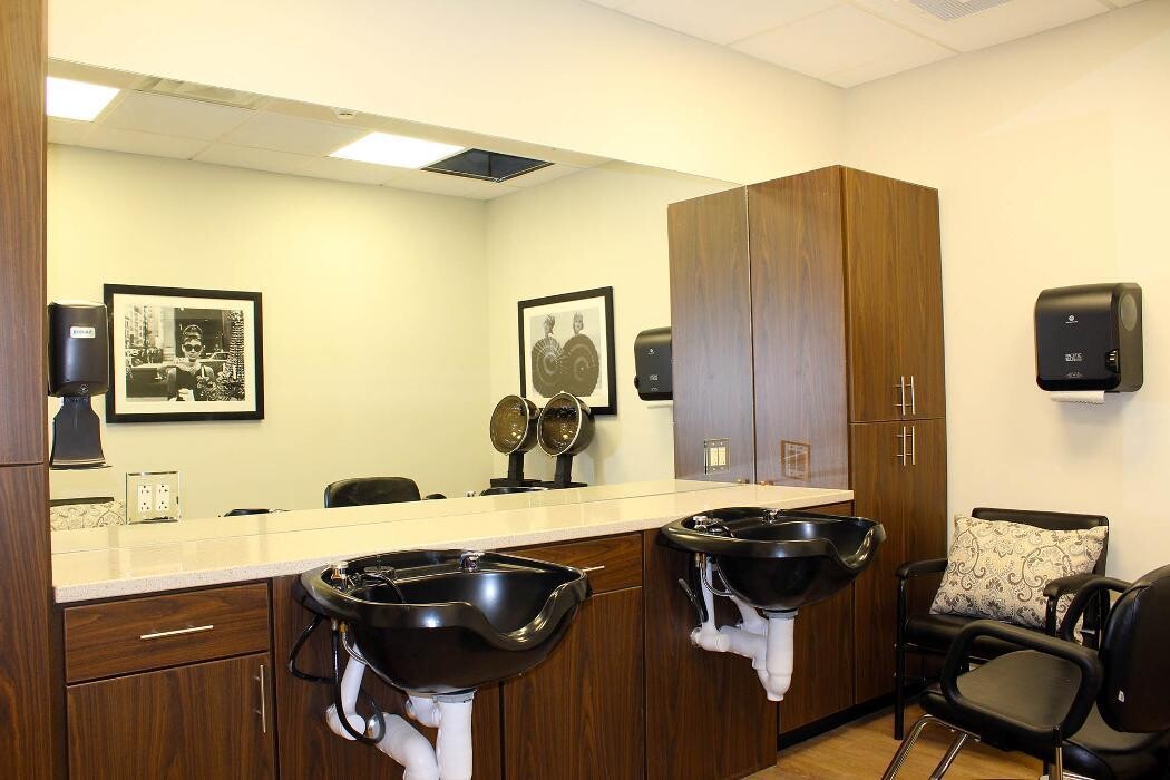 Images Elk River Health and Nursing Center of Ardmore