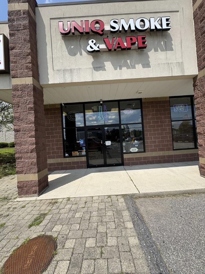 Images CoinFlip Bitcoin ATM - Uniq Smoke & Vape (Torrington)