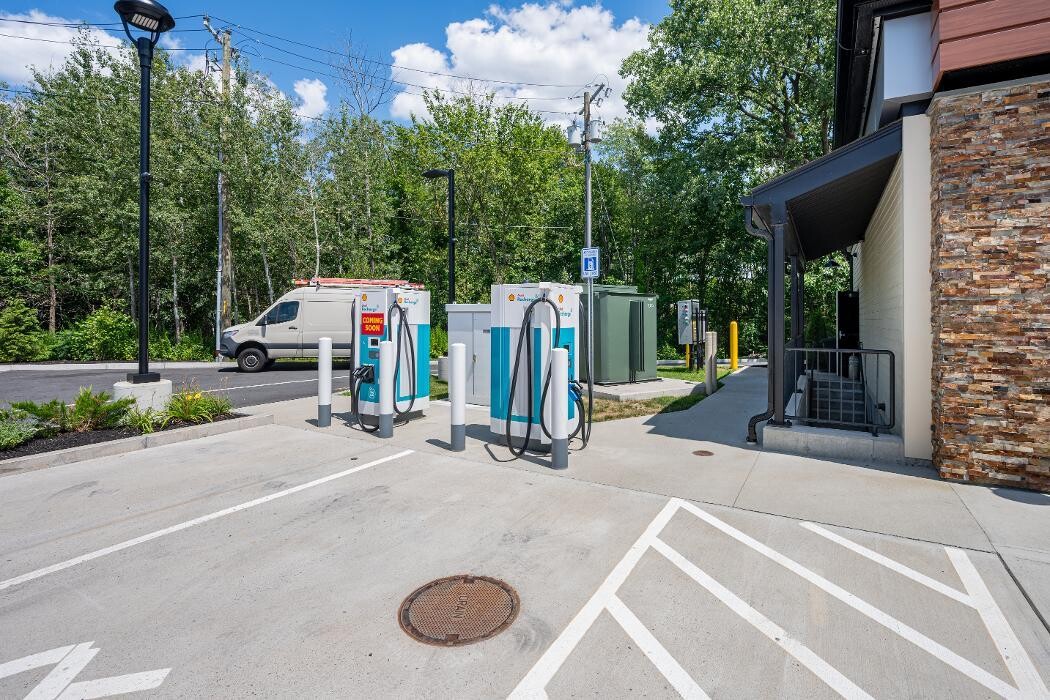 Images Shell Recharge Charging Station