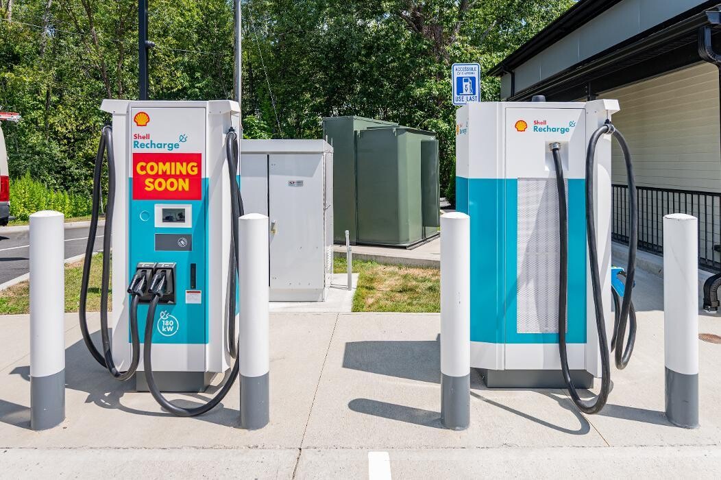 Images Shell Recharge Charging Station