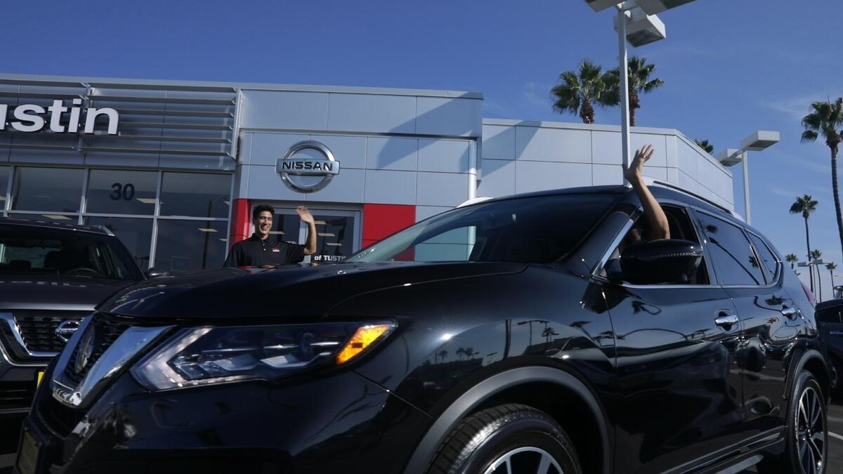 Images Tustin Auto Center