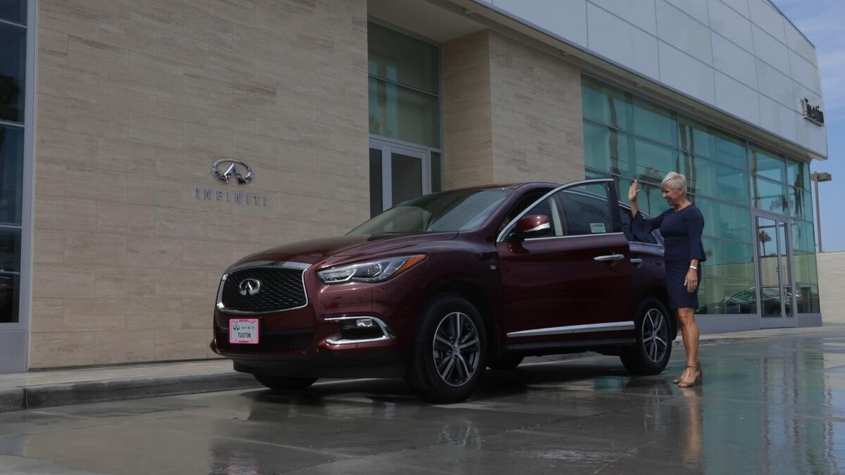 Images Tustin Auto Center