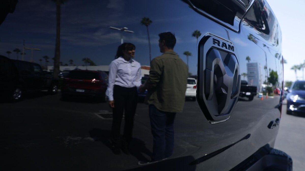 Images Tustin Auto Center