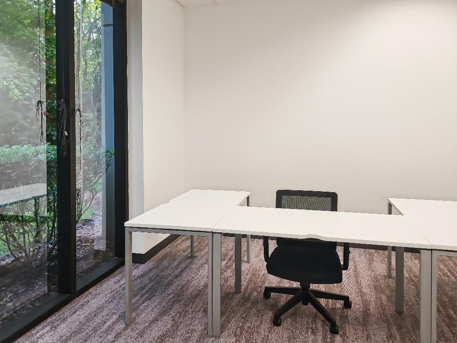 Images Regus Orange Park