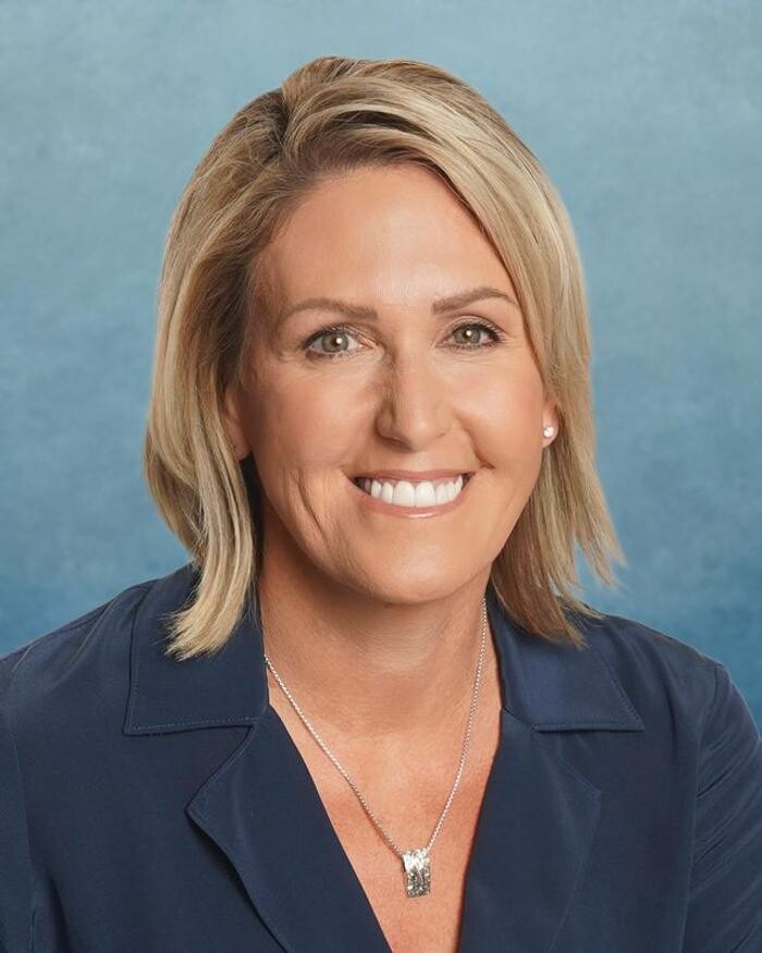 Images Orthopedic hand doctor: Christy Kellams, MD