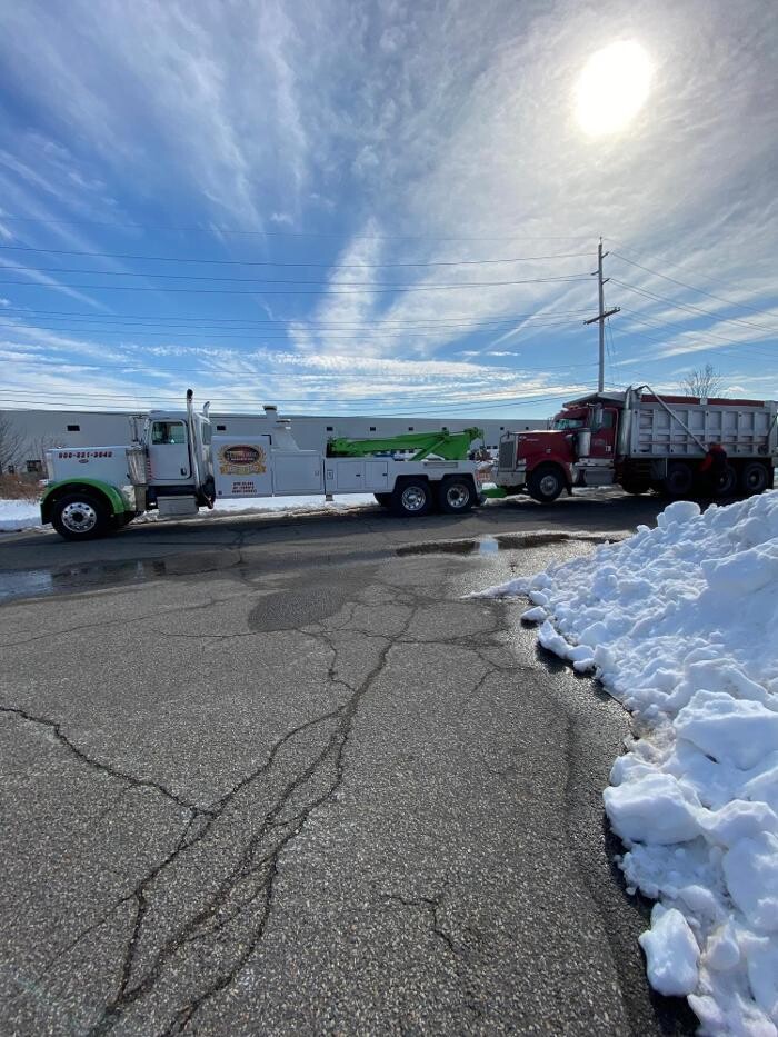 Images EASY TOWING SERVICE