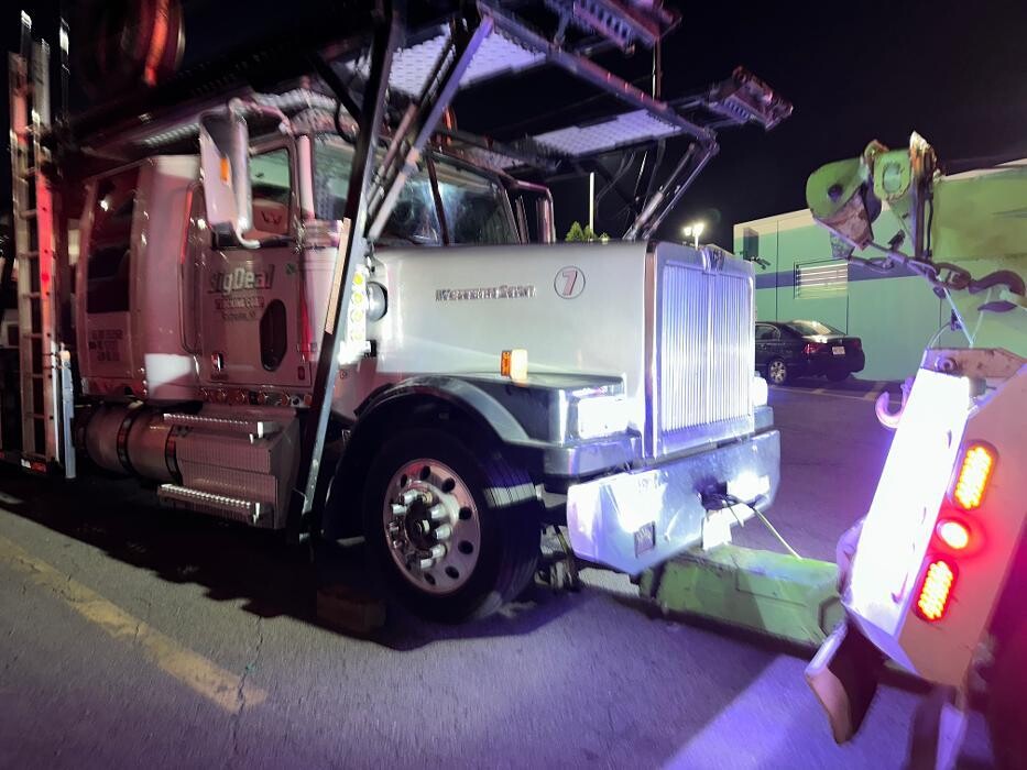 Images EASY TOWING SERVICE