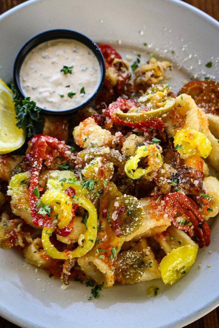 Images Crave's Coastal Kitchen & Cocktails