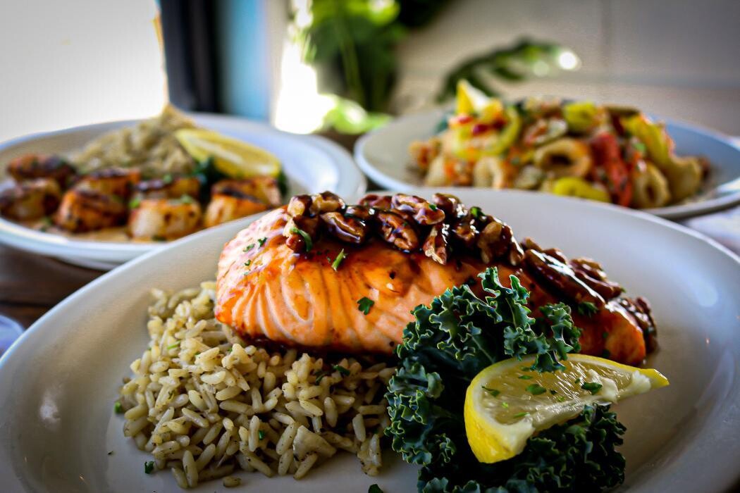 Images Crave's Coastal Kitchen & Cocktails