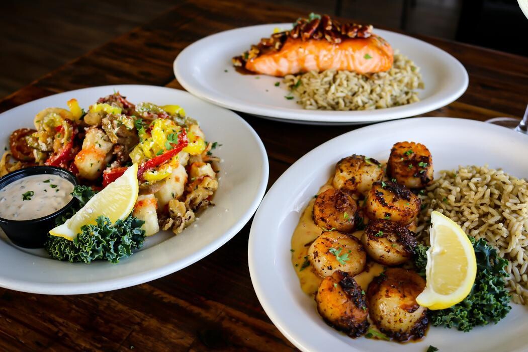 Images Crave's Coastal Kitchen & Cocktails