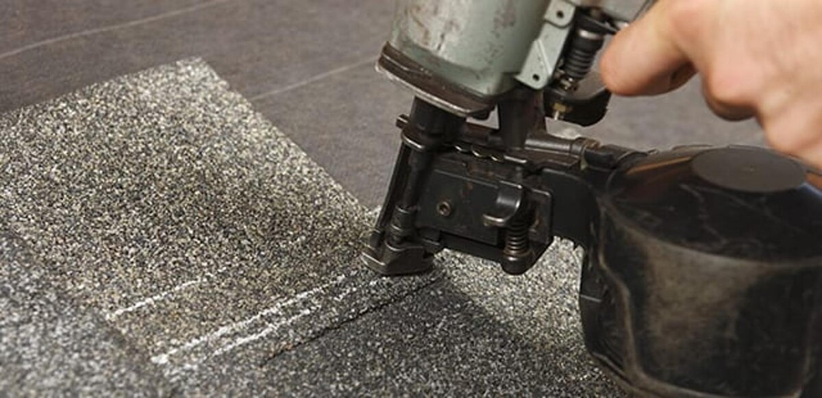 Images Colonial Roofing Inc