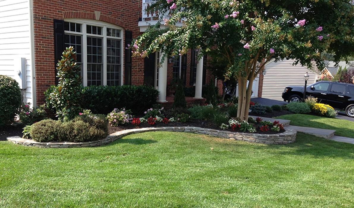 Images Custom Care Lawn & Property Services Inc