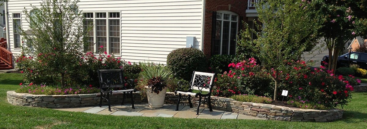 Images Custom Care Lawn & Property Services Inc