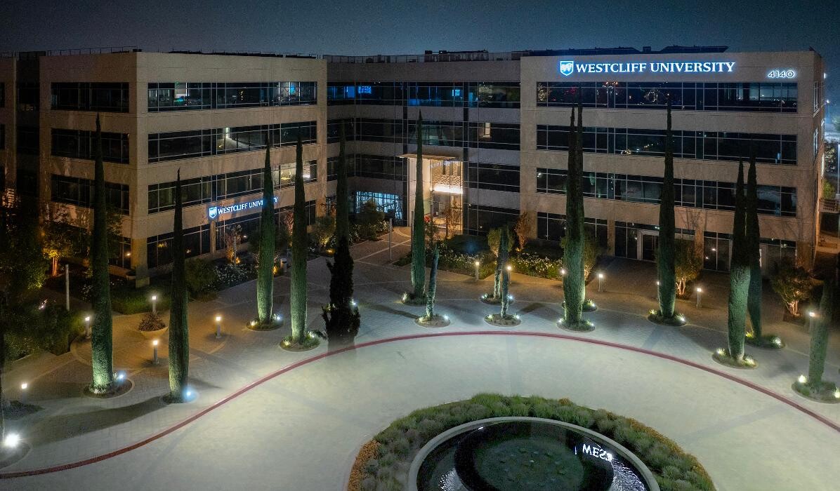 Images Westcliff University