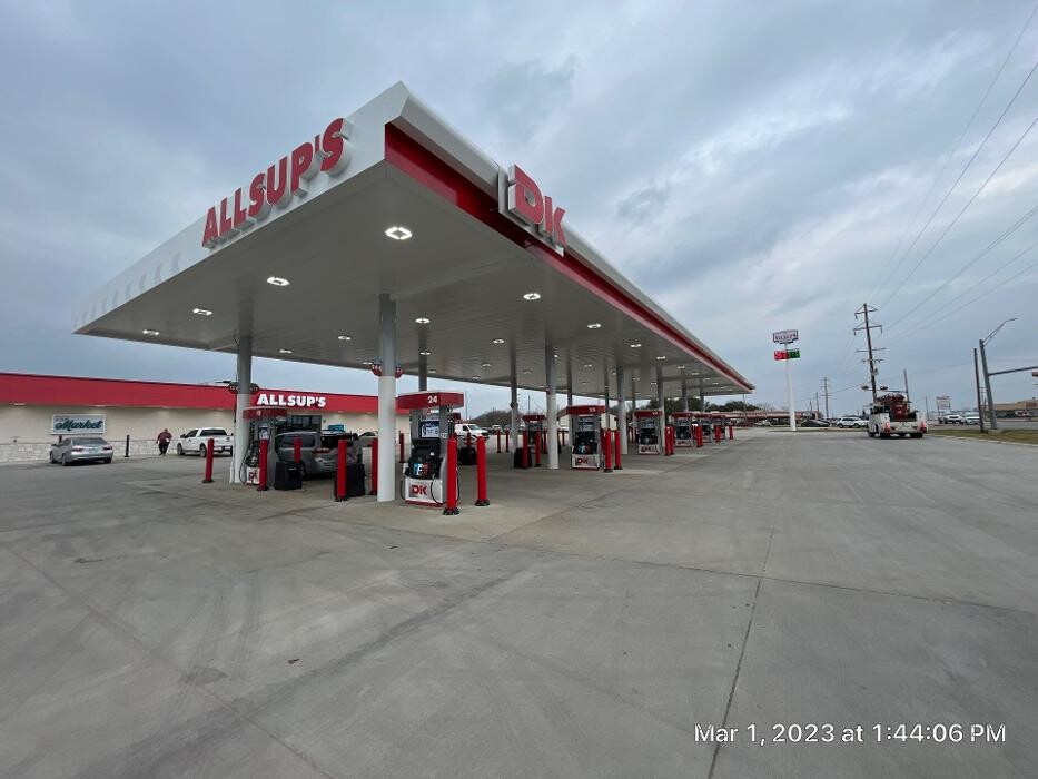Images DK Gas Station