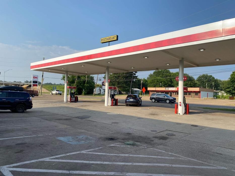 Images DK Gas Station