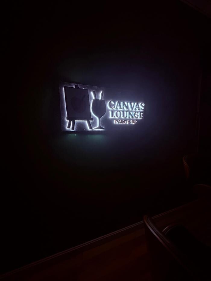 Images Canvas Lounge - Paint & Sip