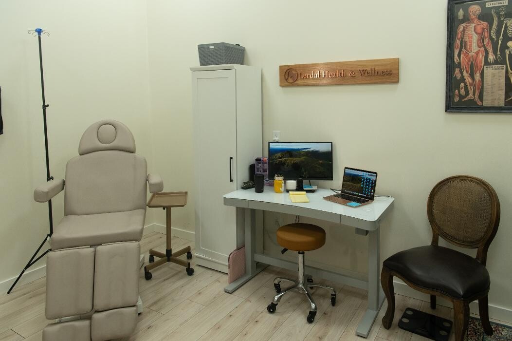 Images Lerdal Health & Wellness