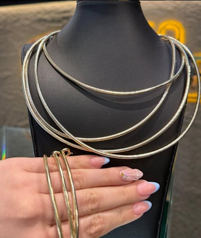 Images EHYBI JEWELRY / Joyería Miami EEUU