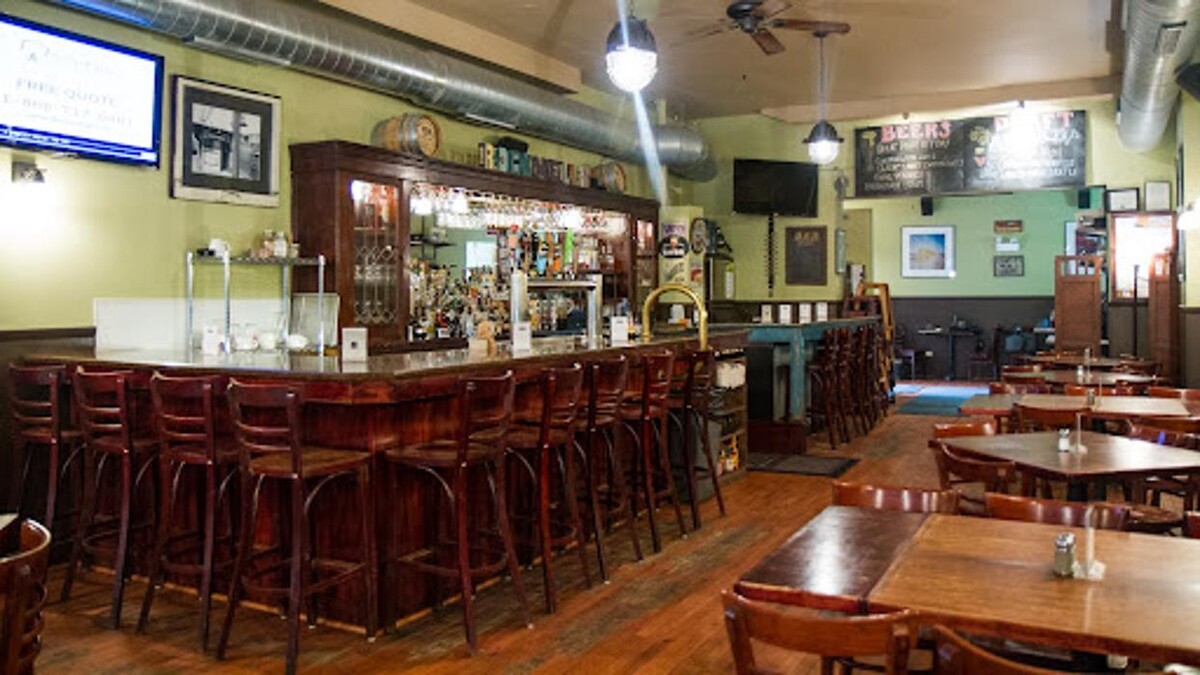 Images Rockwell's Neighborhood Grill
