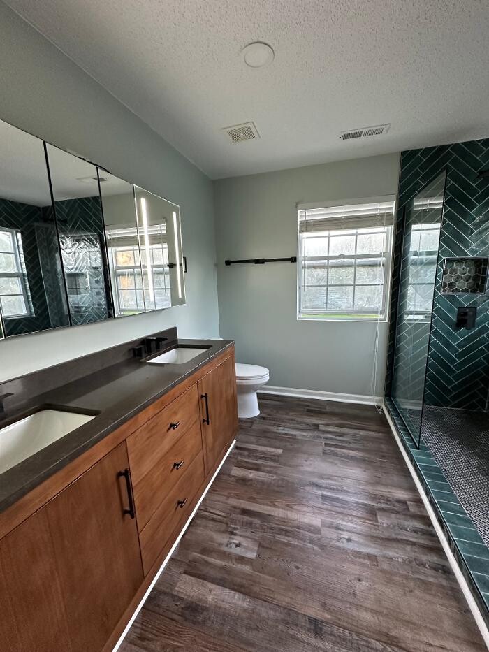 Images Universal Remodel