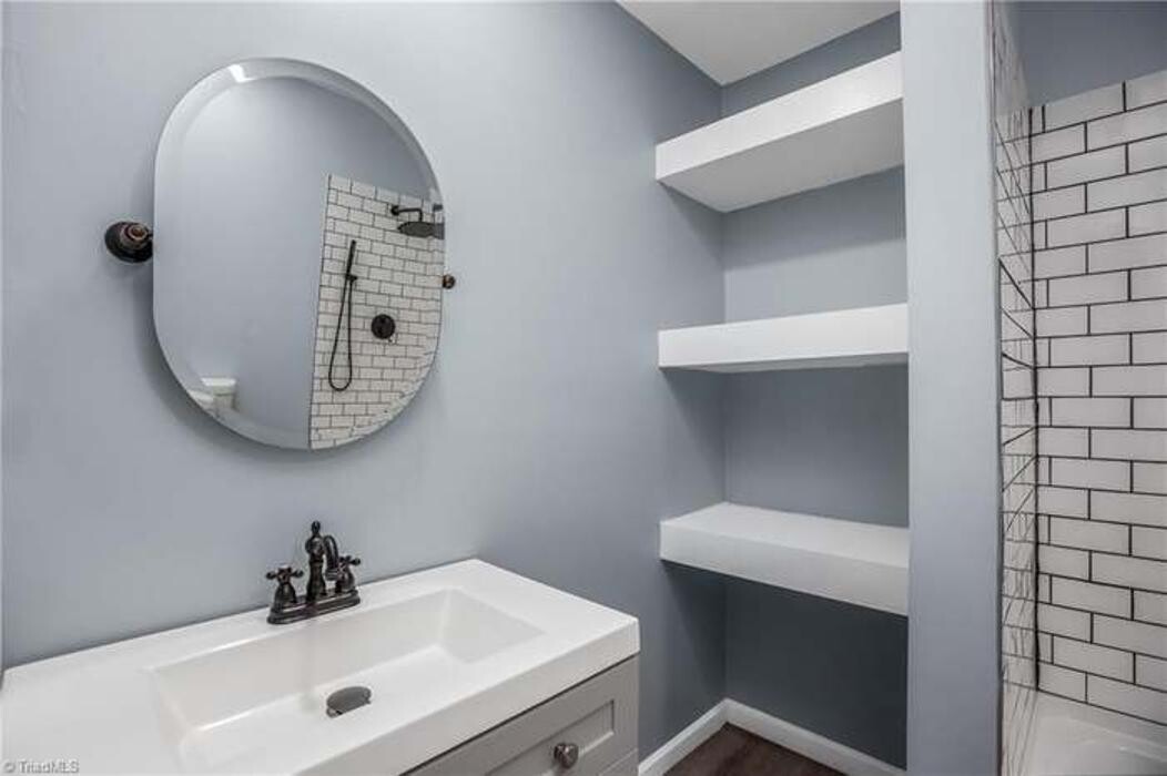 Images Universal Remodel