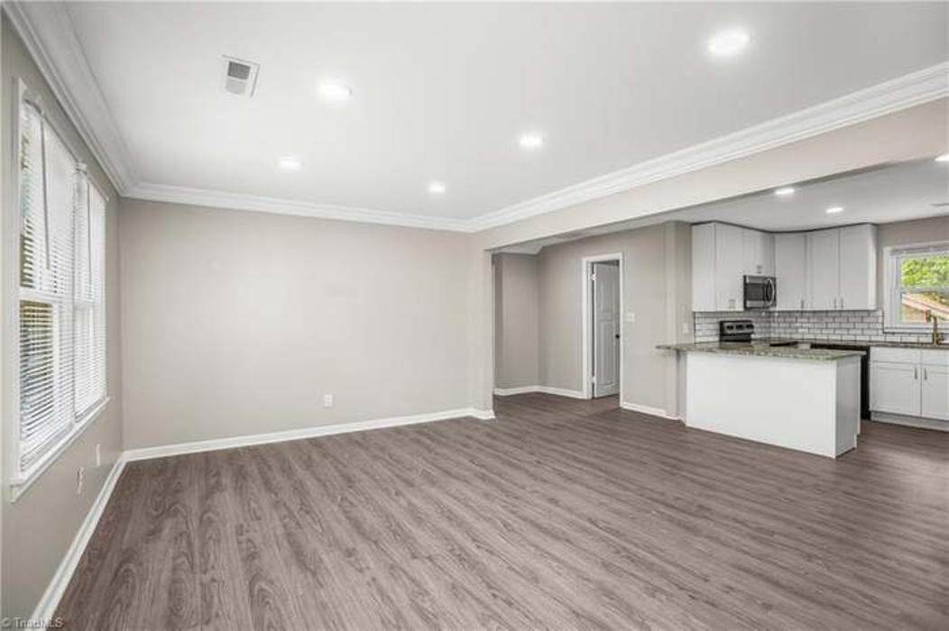Images Universal Remodel