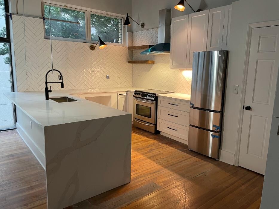 Images Universal Remodel