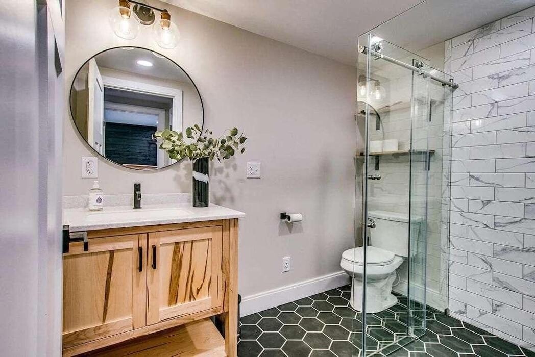 Images Universal Remodel