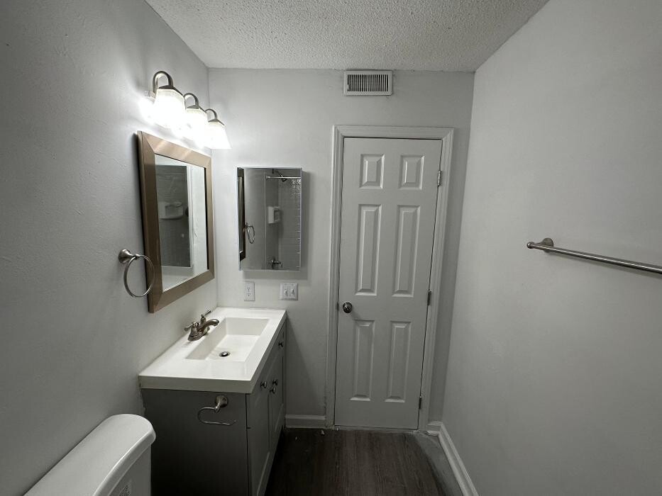 Images Universal Remodel
