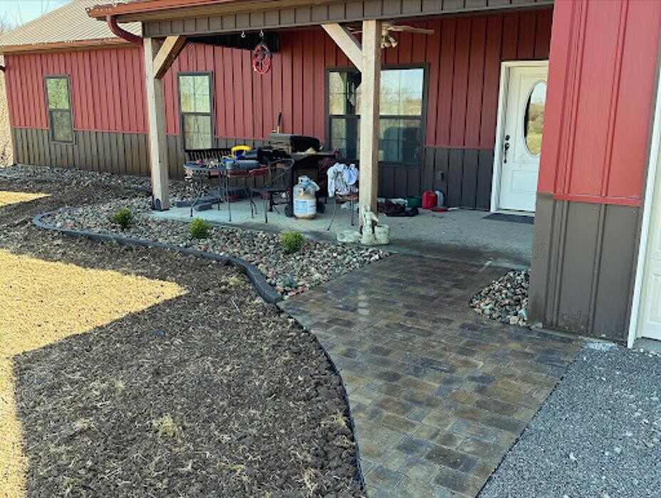 Images Loe Lawn & Landscape