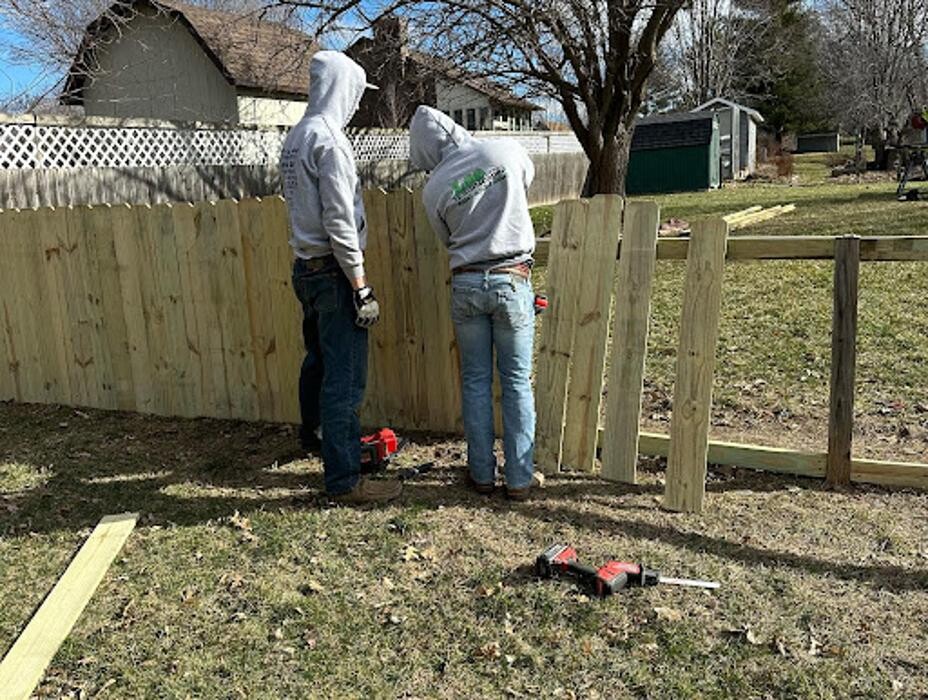 Images Loe Lawn & Landscape