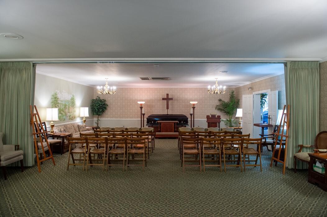 Images Harry H Witzke's Family Funeral Home