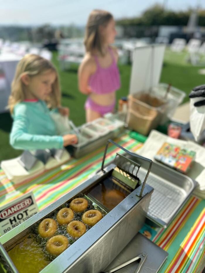 Images Mike's Mini Donuts