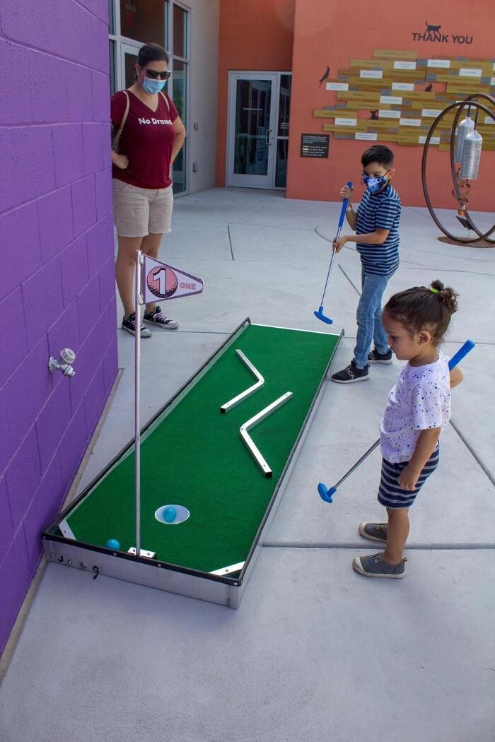 Images Mini Golf on the Go-Arizona's Mini Golf that Comes to You