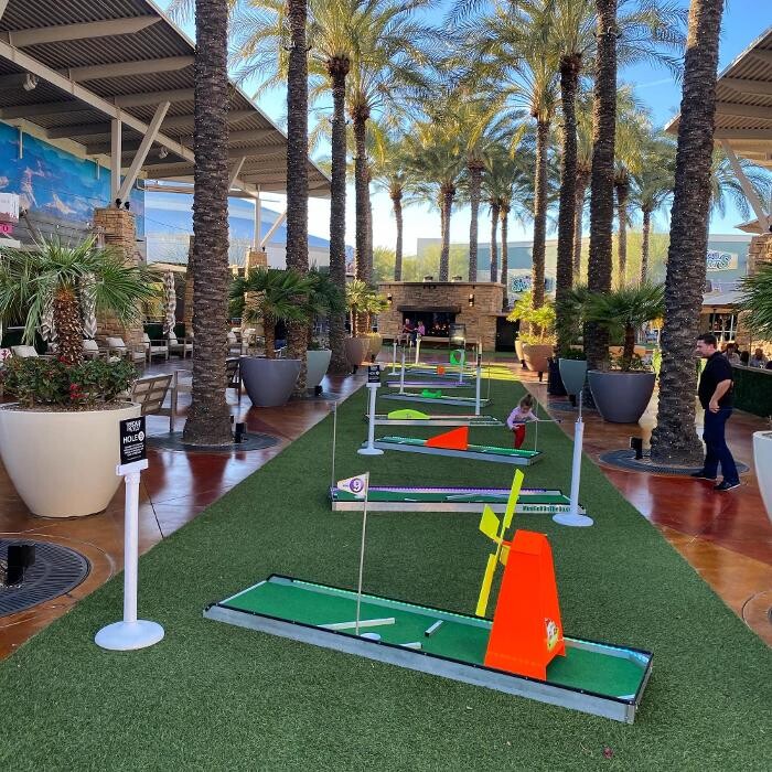 Images Mini Golf on the Go-Arizona's Mini Golf that Comes to You