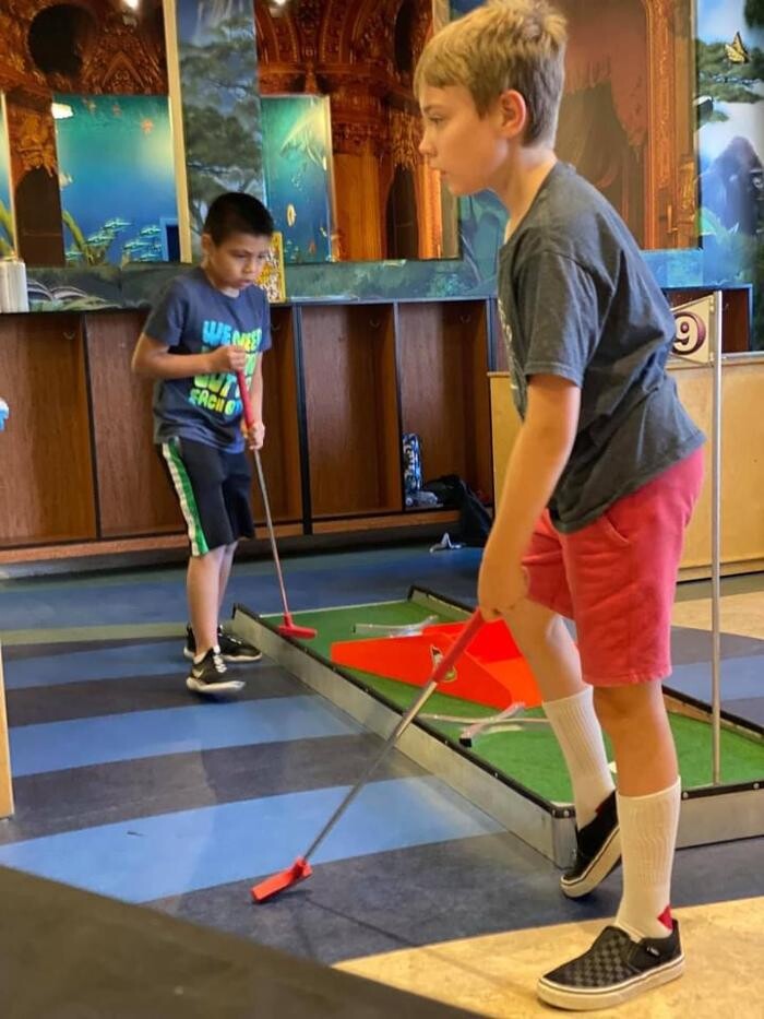 Images Mini Golf on the Go-Arizona's Mini Golf that Comes to You